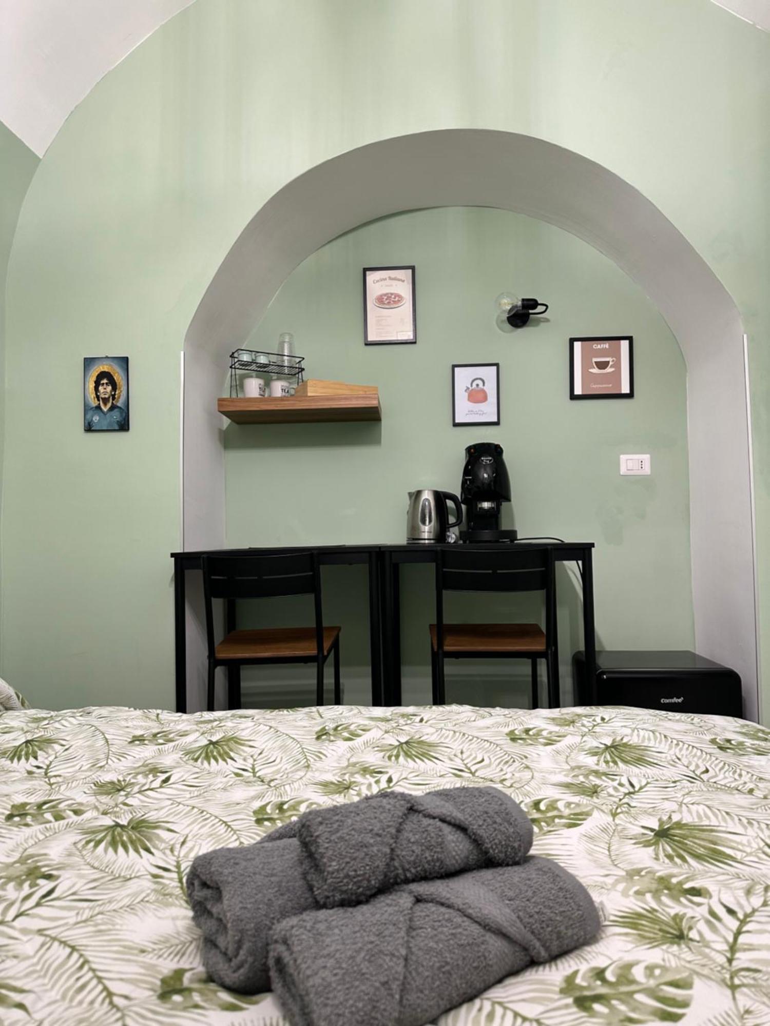 Casa Carmeli Bed & Breakfast Naples Exterior photo