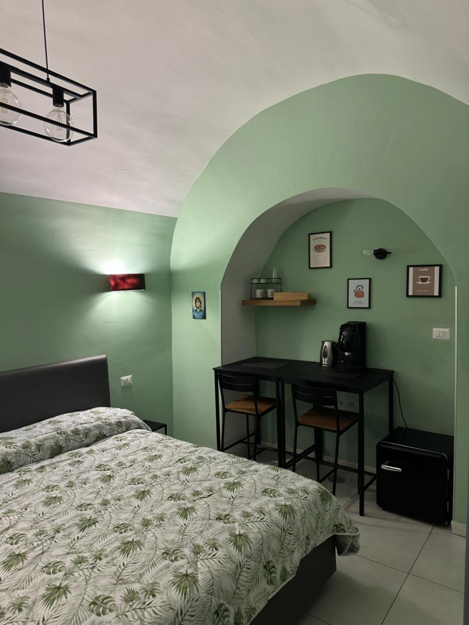 Casa Carmeli Bed & Breakfast Naples Exterior photo