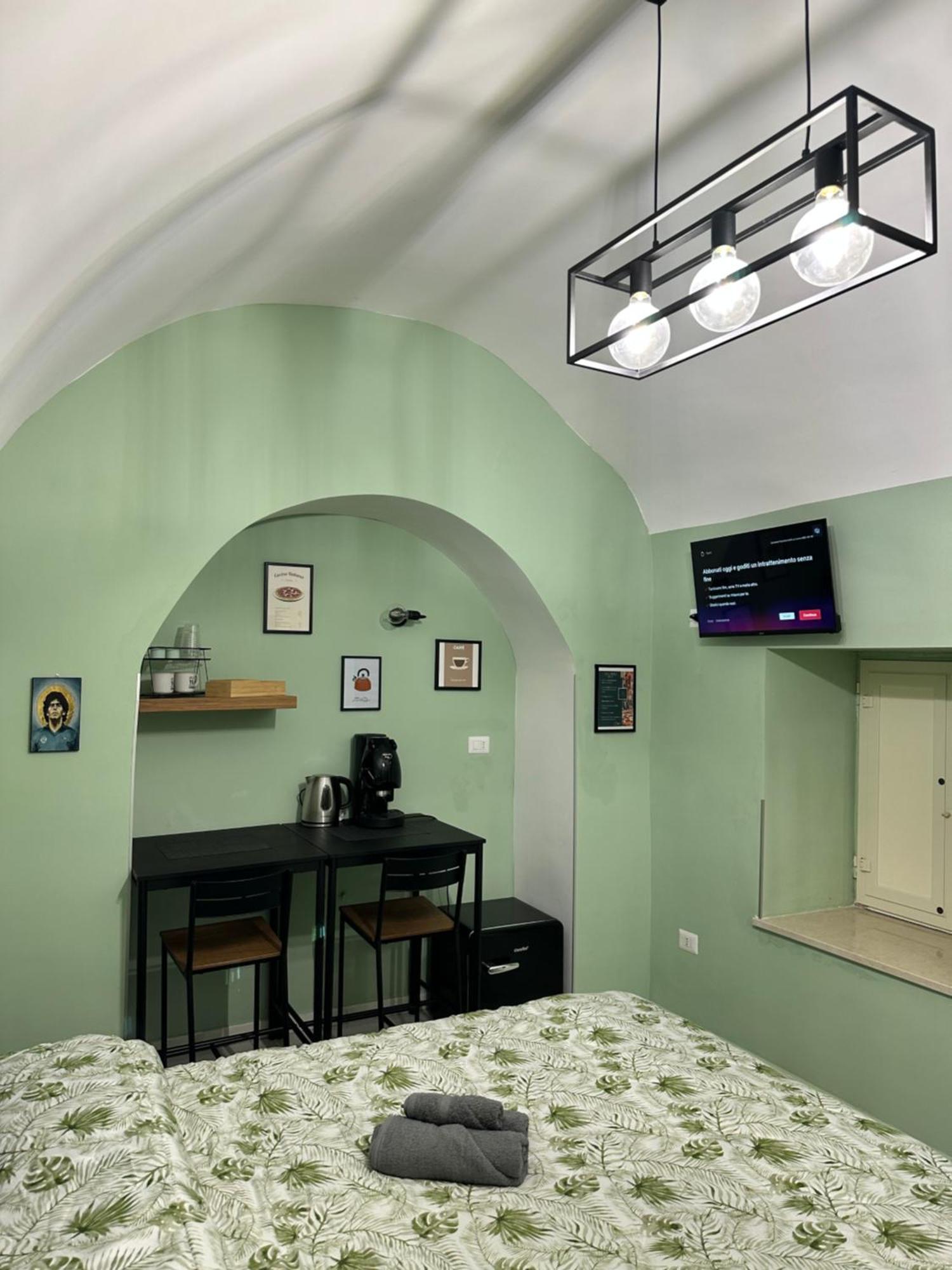 Casa Carmeli Bed & Breakfast Naples Exterior photo