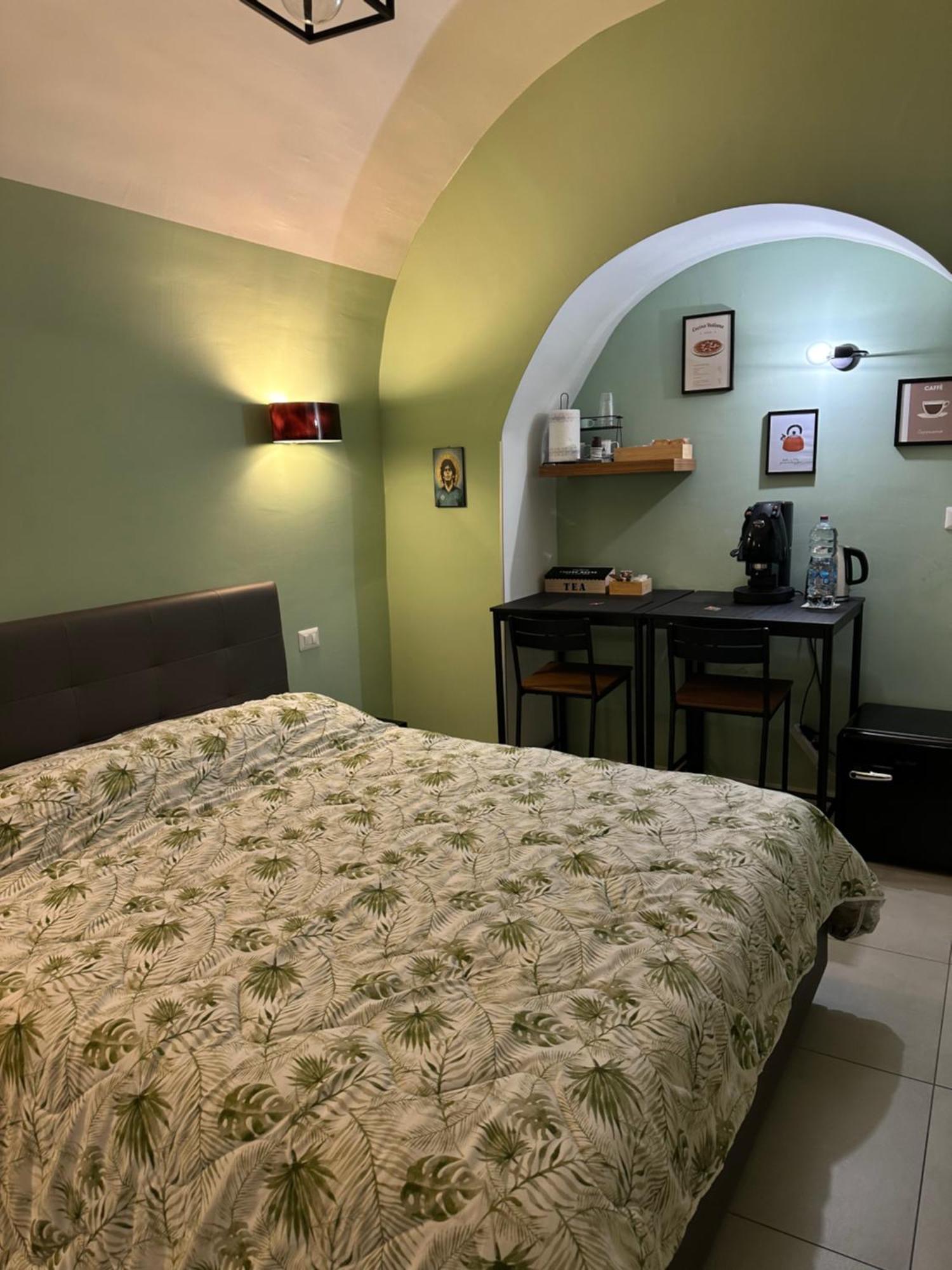 Casa Carmeli Bed & Breakfast Naples Exterior photo