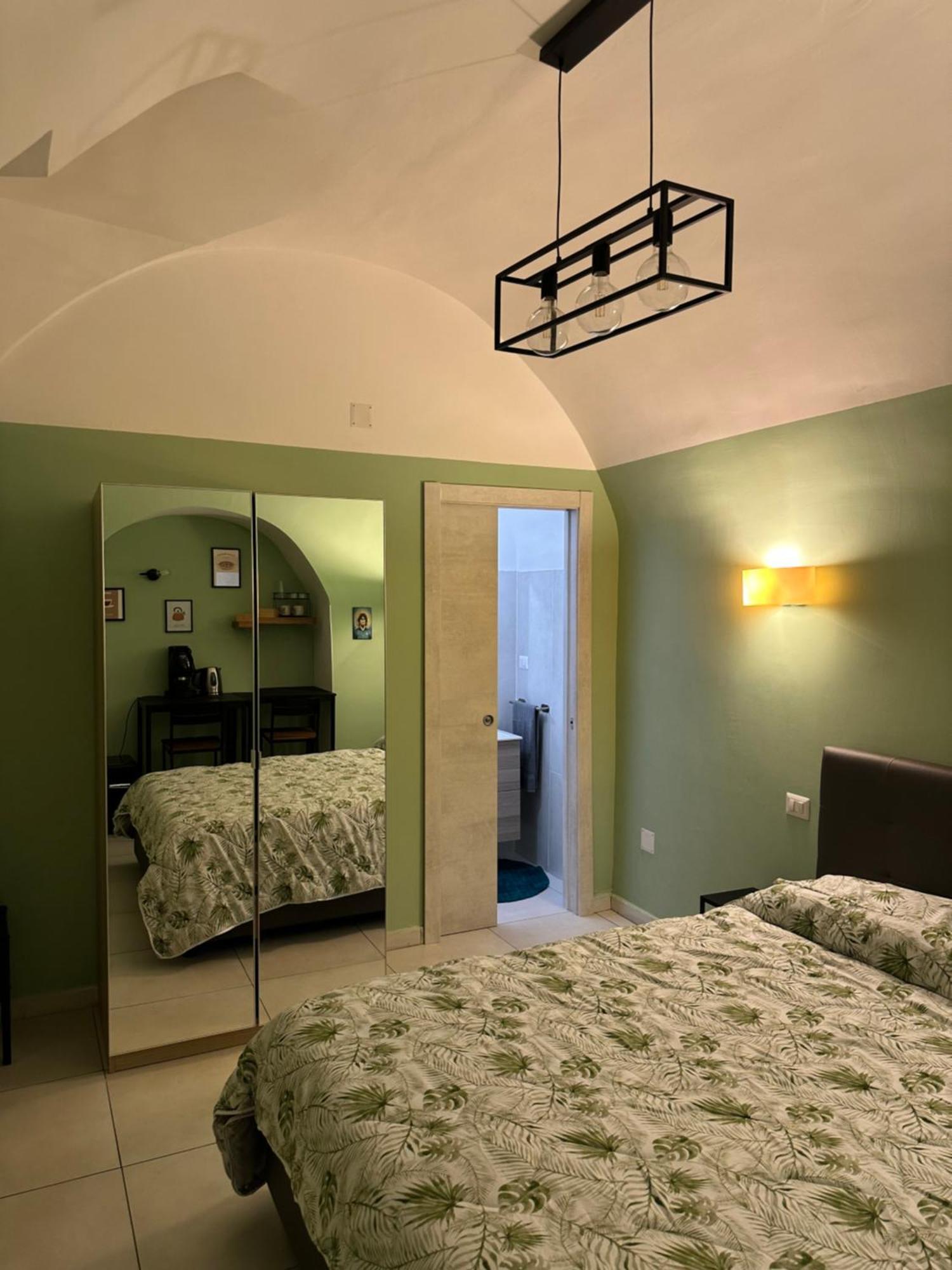 Casa Carmeli Bed & Breakfast Naples Exterior photo